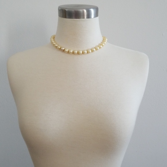 Jewelry - Vintage pearl necklace